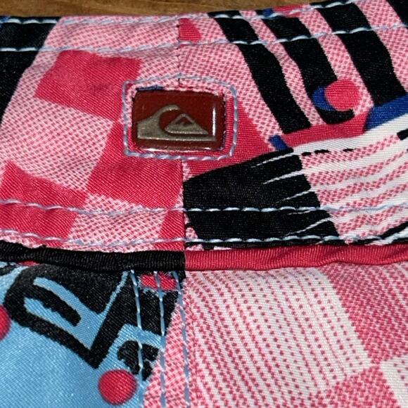 Quiksilver Blue and Pink Board Shorts Vibrant Patchwork Design Size 38 - Picture 7 of 7